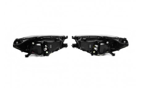 Фары передние Toyota Hilux 2015-2020