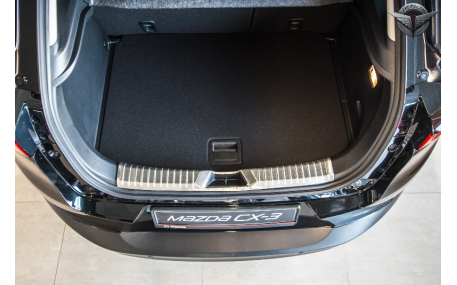 Накладка на задний бампер Mazda CX-3