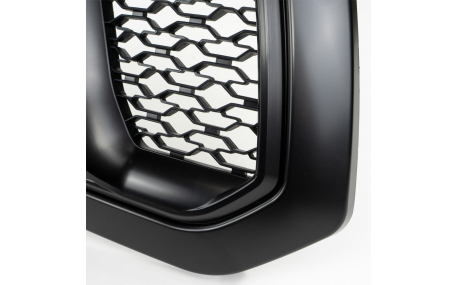 Решетка радиатора Dodge RAM