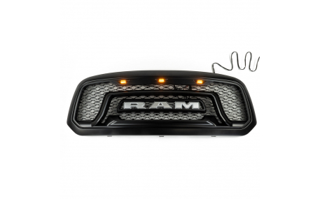 Решетка радиатора Dodge RAM