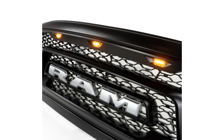 Решетка радиатора Dodge RAM