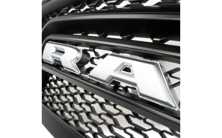 Решетка радиатора Dodge RAM