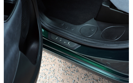 Накладки на пороги Fiat 500L