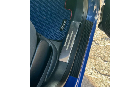 Накладки на пороги Volkswagen Tiguan