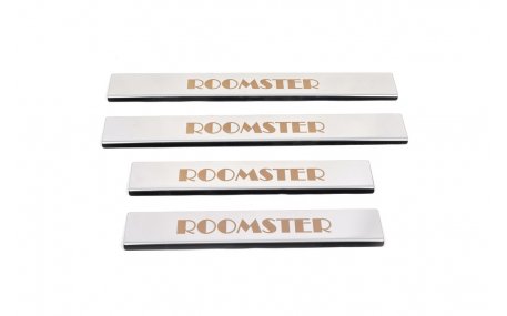 Накладки на пороги Skoda Roomster