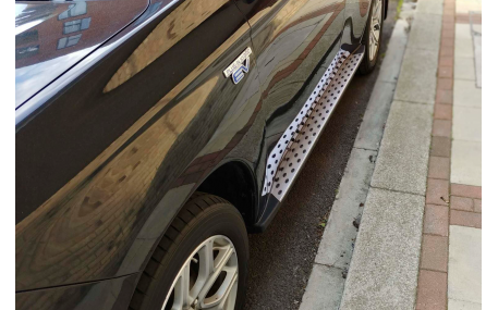 Подножки Mitsubishi Outlander 