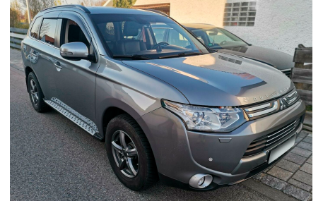 Подножки Mitsubishi Outlander 