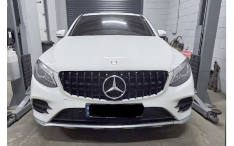 Решетка радиатора Mercedes GLC Coupe C253 2016-2019