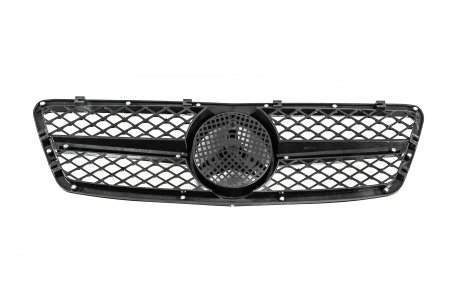 Решетка радиатора Mercedes C-class W203