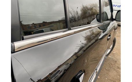 Хром накладки Toyota Land Cruiser 200