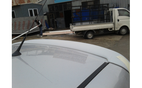 Спойлер Hyundai i20