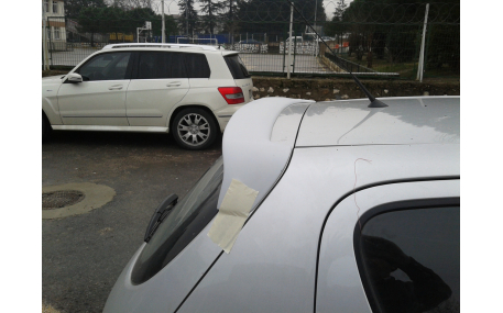 Спойлер Hyundai i20