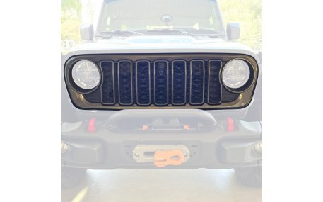 Решетка радиатора Jeep Wrangler JL