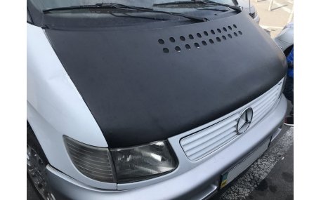 Чехол на капот Mercedes Vito W638