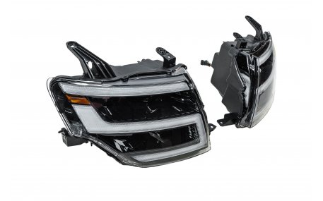 Фары передние Mitsubishi Pajero Wagon 4