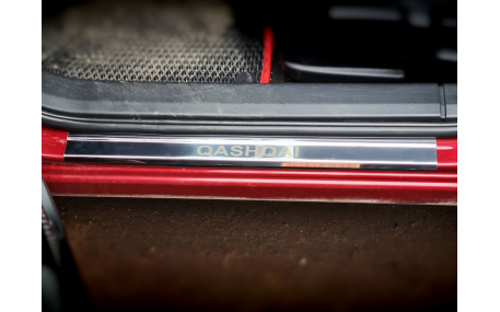 Накладки на пороги Nissan Qashqai