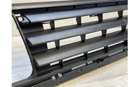 Решетка радиатора Volkswagen Jetta