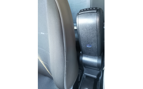 Подлокотник Seat Ibiza