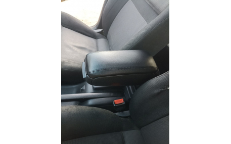 Подлокотник Volkswagen Golf 4