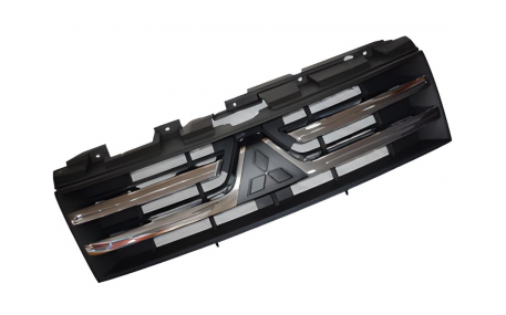 Решетка радиатора Mitsubishi Pajero Wagon 4