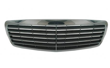 Решетка радиатора Mercedes E-class W211 2002-2006