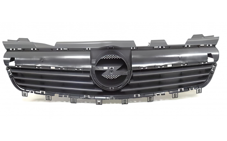 Решетка радиатора Opel Zafira B 2005-2008