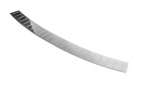 Накладка на задний бампер Ford Courier