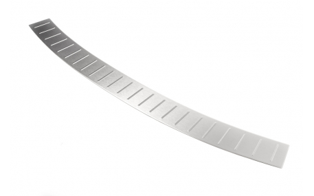 Накладка на задний бампер Ford Courier