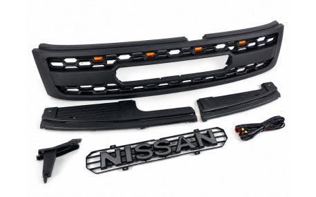 Решетка радиатора Nissan Patrol Y61 2004-2010