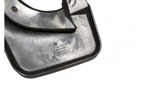 Брызговики передние Volkswagen Golf 4