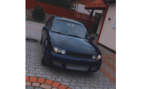 Решетка радиатора Volkswagen Golf 4