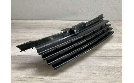 Решетка радиатора Volkswagen Bora