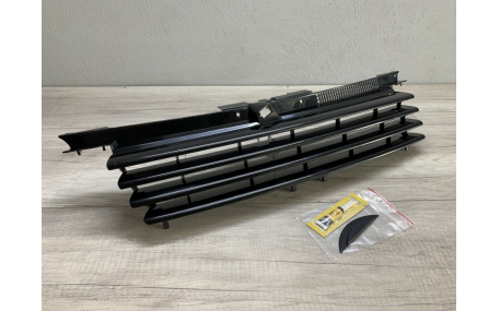 Решетка радиатора Volkswagen Bora