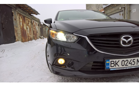 Накладка передняя Mazda 6