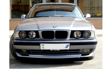 Накладка передняя BMW E34
