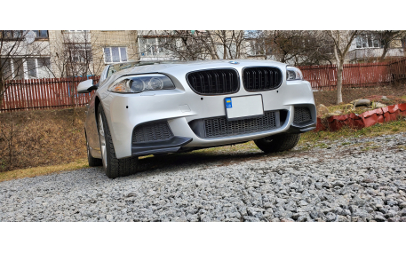 Накладка передняя BMW 5 (F10)