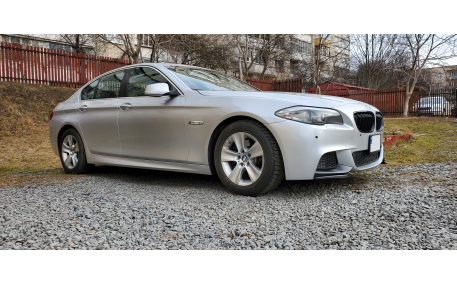 Накладка передняя BMW 5 (F10)