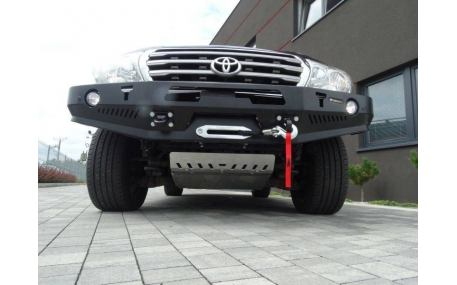 Бампер передний Toyota Land Cruiser 200