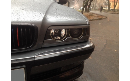 Ресницы BMW E38