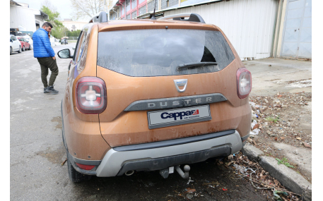 Накладка на задний бампер Renault Duster