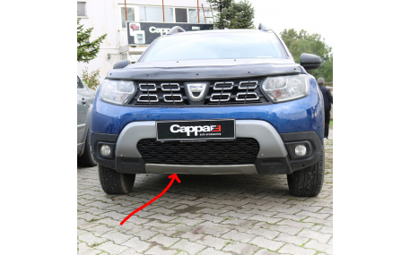 Накладка передняя Renault Duster