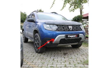 Накладка передняя Renault Duster