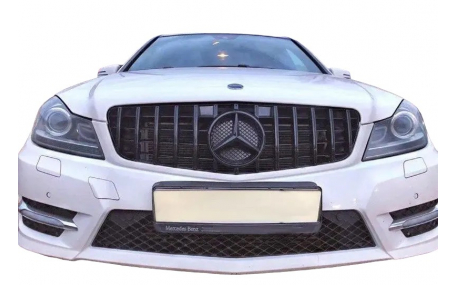 Решетка радиатора Mercedes C-class W204