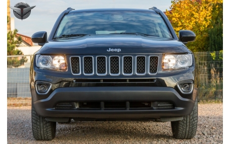 Накладка передняя Jeep Compass