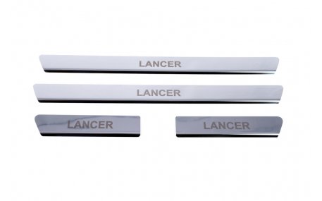 Накладки на пороги Mitsubishi Lancer 9