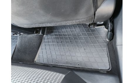 Коврики в салон Toyota Auris