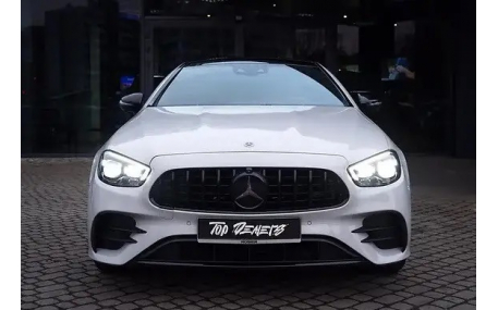 Решетка радиатора Mercedes E-class W213 2020-2022