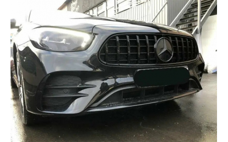 Решетка радиатора Mercedes E-class W213 2020-2022