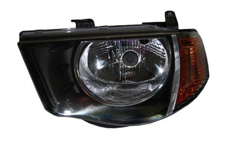 Фара передняя Mitsubishi L200