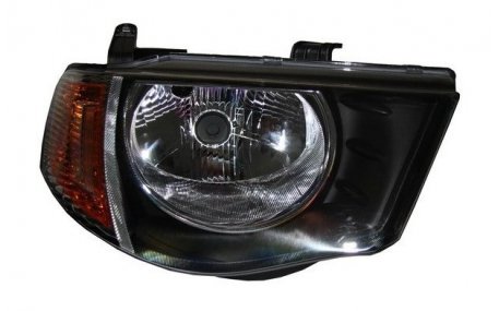 Фара передняя Mitsubishi L200